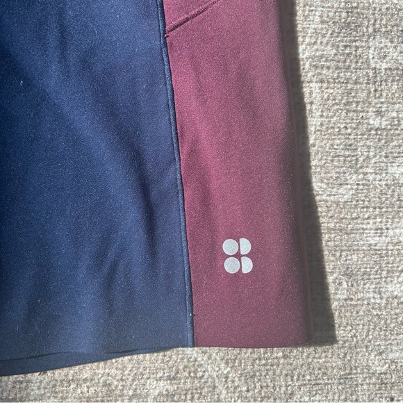 High-waisted sculpting pocket short - Picture 5 of 8